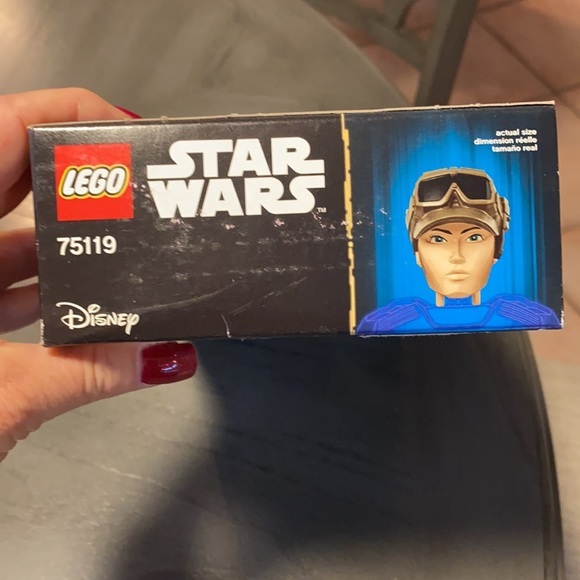 NIB LEGO Star Wars Jyn Erso 75119 Star Wars Toy - Picture 4 of 4